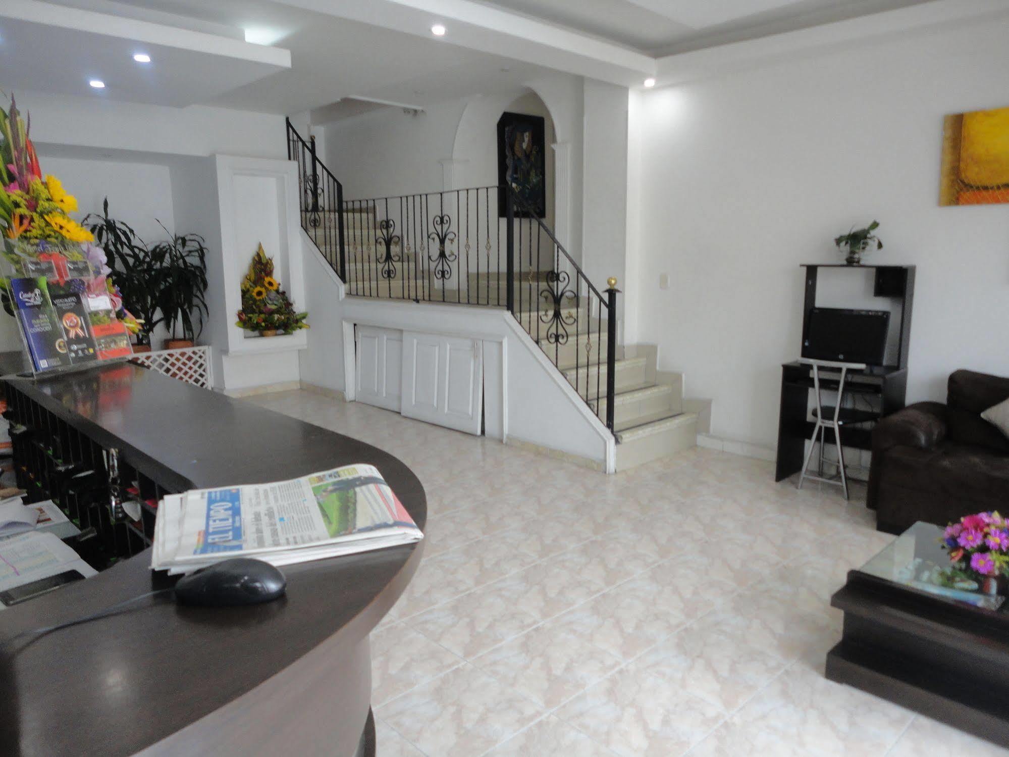 بوغوتا Hotel Fenix Real المظهر الخارجي الصورة