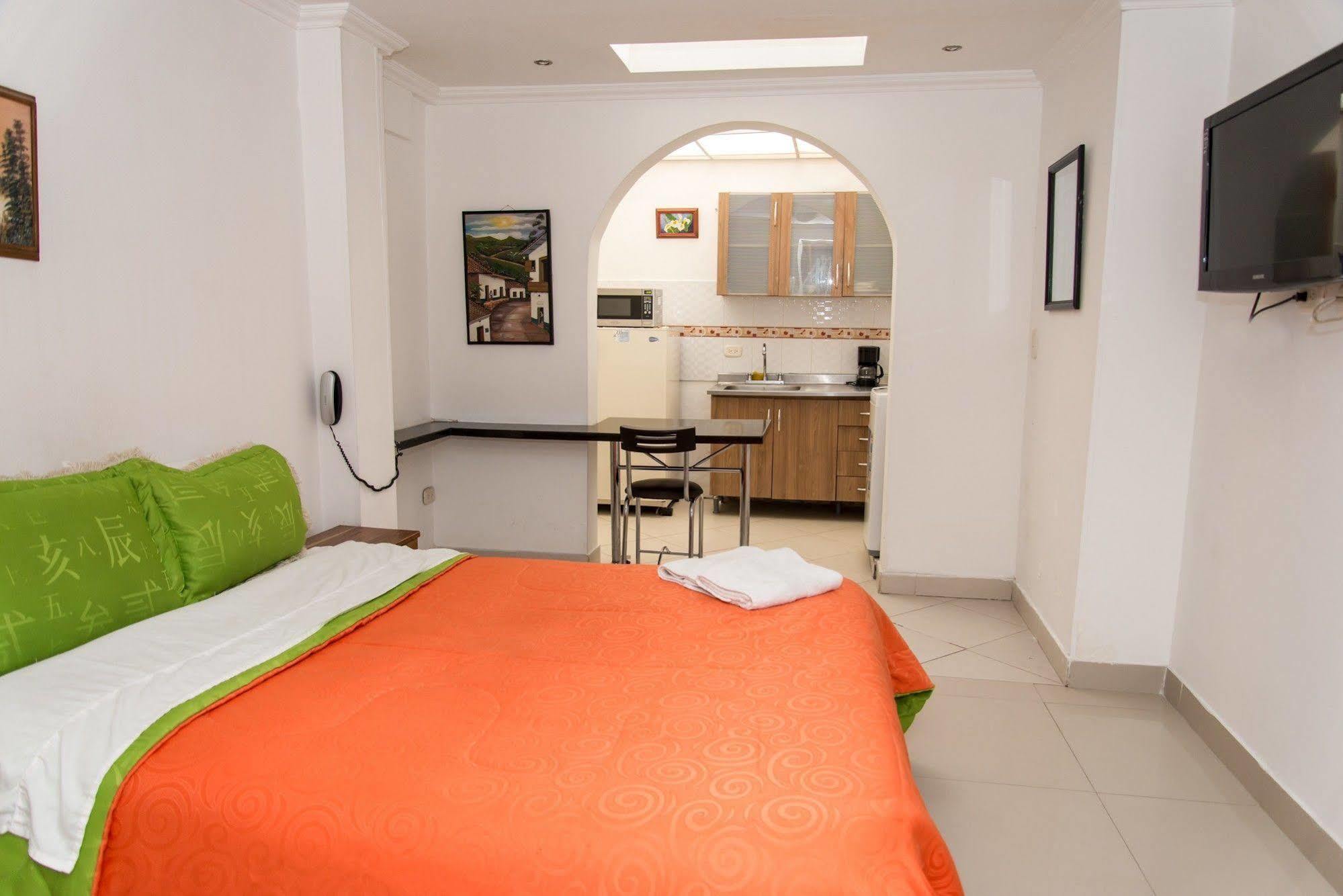 بوغوتا Hotel Fenix Real المظهر الخارجي الصورة