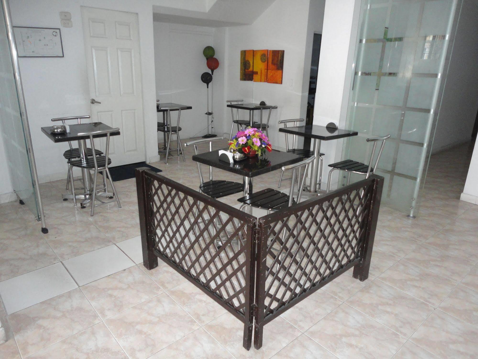 بوغوتا Hotel Fenix Real المظهر الخارجي الصورة