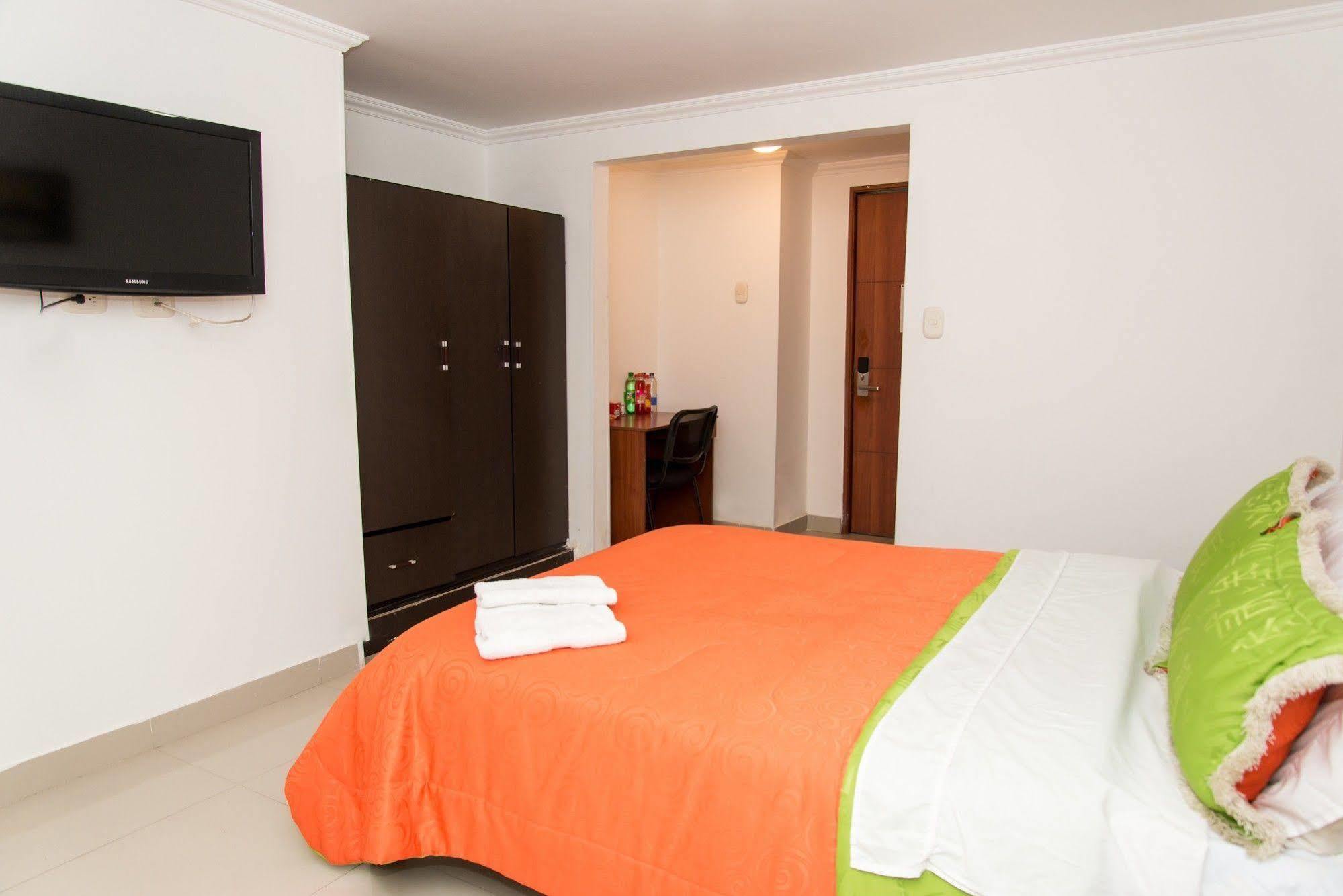 بوغوتا Hotel Fenix Real المظهر الخارجي الصورة